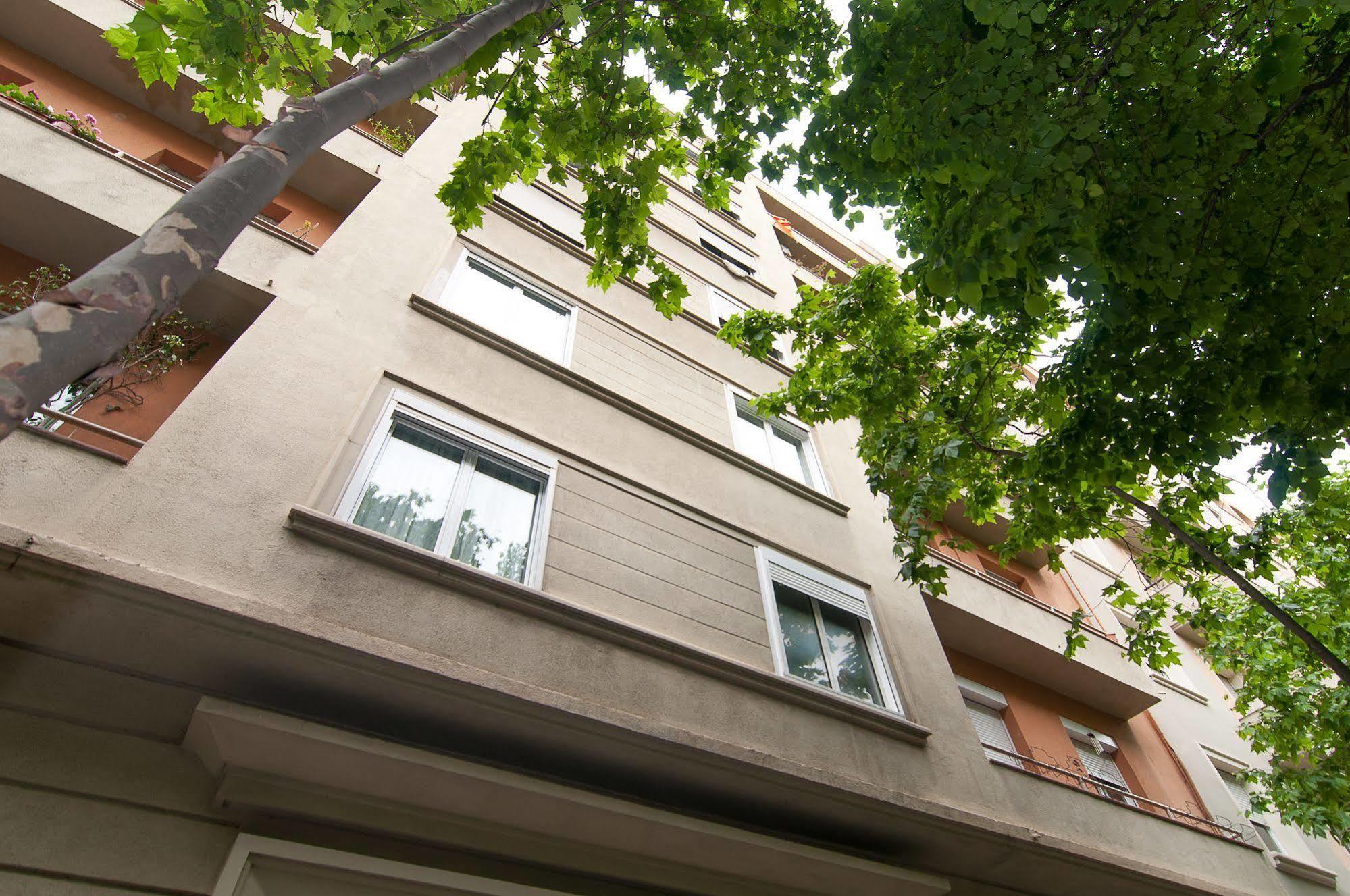 Bbarcelona Apartments Gaudi Avenue Flats Eksteriør bilde